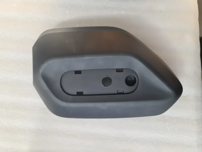 Koltuk Altı Sağ Kapak